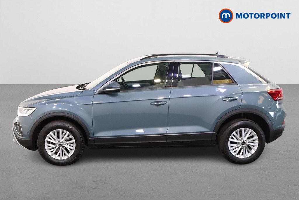 Volkswagen T-Roc Life Manual Petrol SUV - Stock Number (1568598) - Passenger side