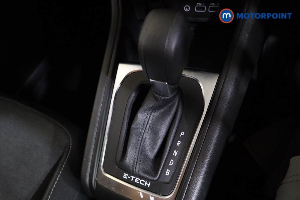 Renault Captur Evolution Automatic Petrol-Electric Hybrid SUV - Stock Number (1569270) - 9th supplementary image