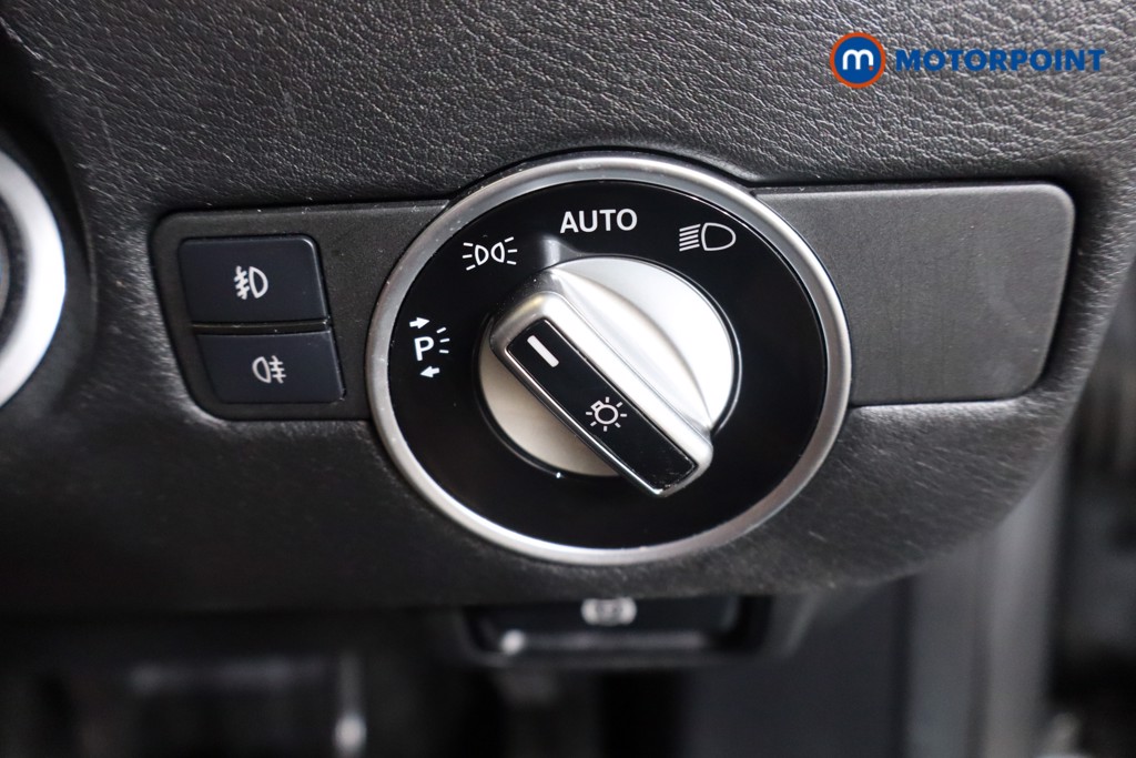 Infiniti Q30 Premium Tech Manual Diesel Hatchback - Stock Number (1569297) - 20th supplementary image
