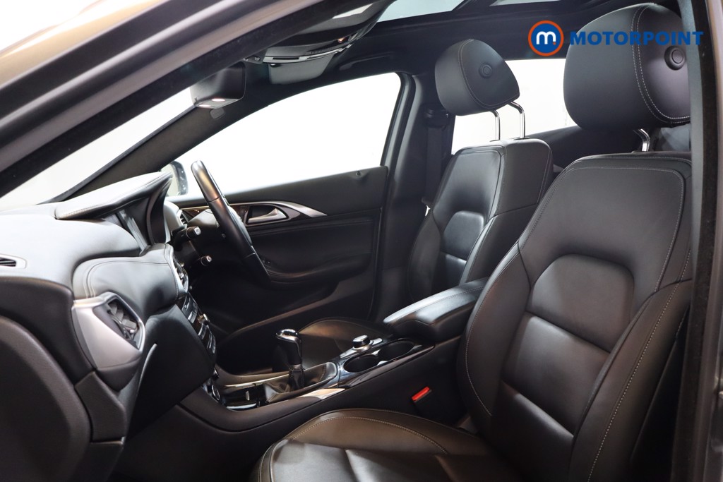Infiniti Q30 Premium Tech Manual Diesel Hatchback - Stock Number (1569297) - 24th supplementary image