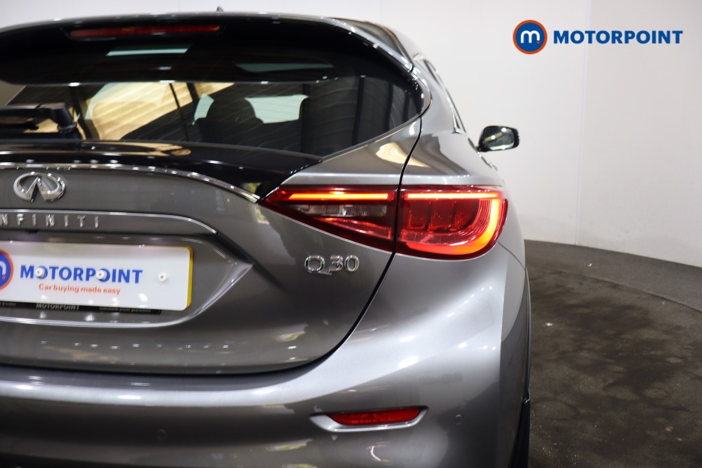 Infiniti Q30 Premium Tech Manual Diesel Hatchback - Stock Number (1569297) - 36th supplementary image