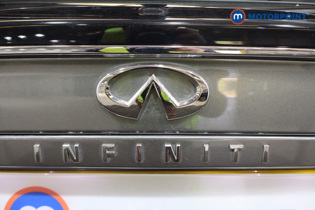 Infiniti Q30 Premium Tech Manual Diesel Hatchback - Stock Number (1569297) - 38th supplementary image