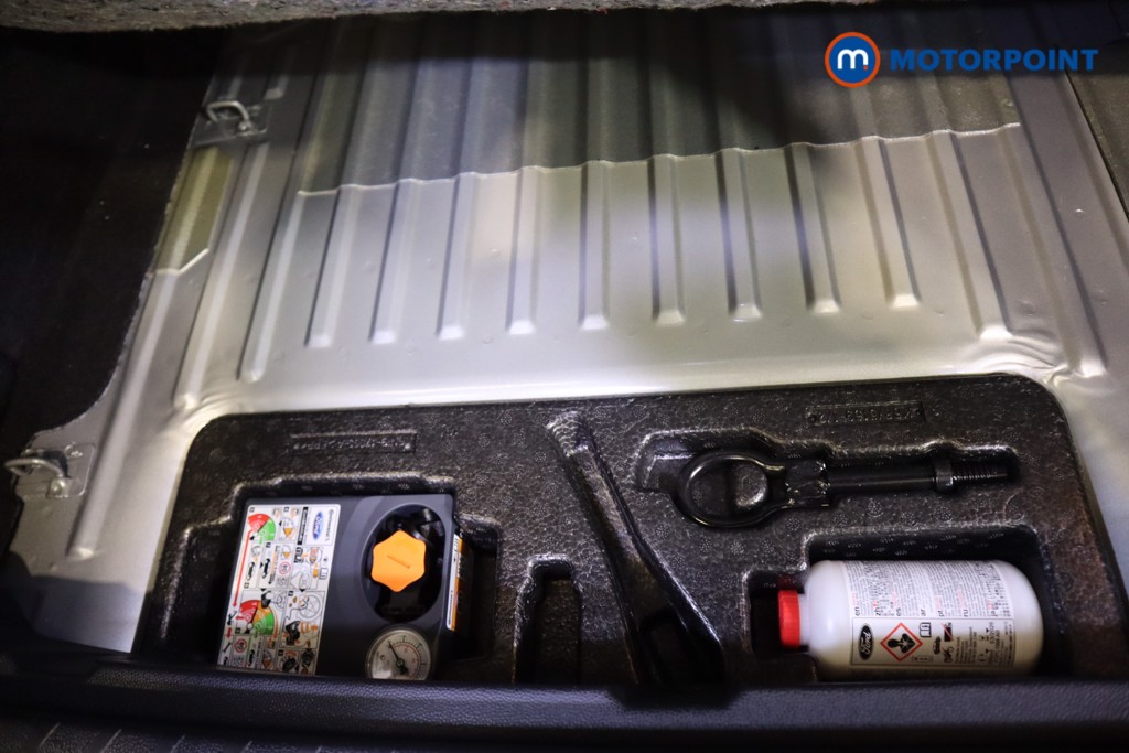 Ford Ecosport Titanium Manual Petrol SUV - Stock Number (1569310) - 24th supplementary image
