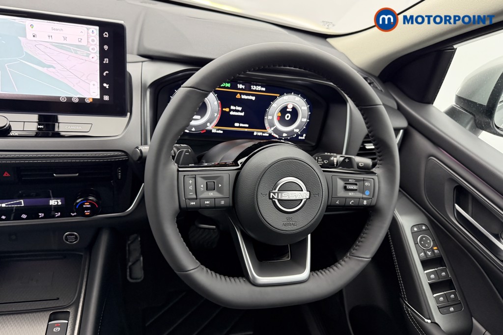 Nissan Qashqai N-Connecta Automatic Petrol SUV - Stock Number (1569466) - 3rd supplementary image