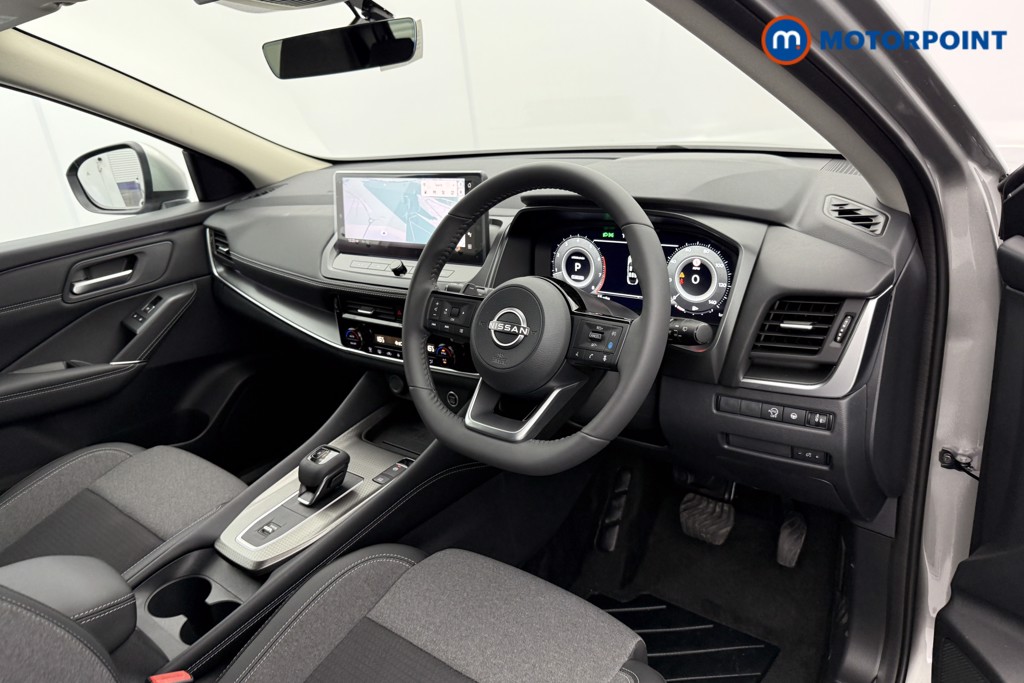 Nissan Qashqai N-Connecta Automatic Petrol SUV - Stock Number (1569466) - 4th supplementary image