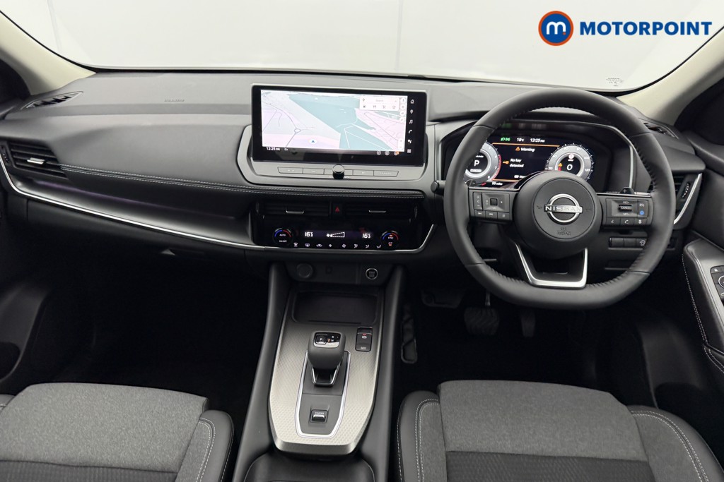 Nissan Qashqai N-Connecta Automatic Petrol SUV - Stock Number (1569466) - 1st supplementary image