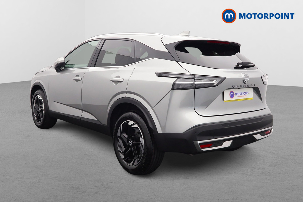 Nissan Qashqai N-Connecta Automatic Petrol SUV - Stock Number (1569466) - Passenger side rear corner