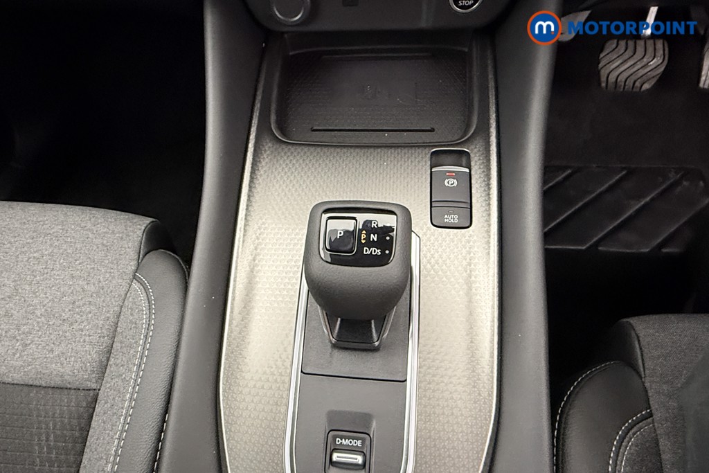 Nissan Qashqai N-Connecta Automatic Petrol SUV - Stock Number (1569468) - 11th supplementary image