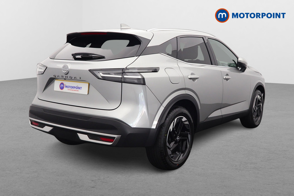 Nissan Qashqai N-Connecta Automatic Petrol SUV - Stock Number (1569468) - Drivers side rear corner
