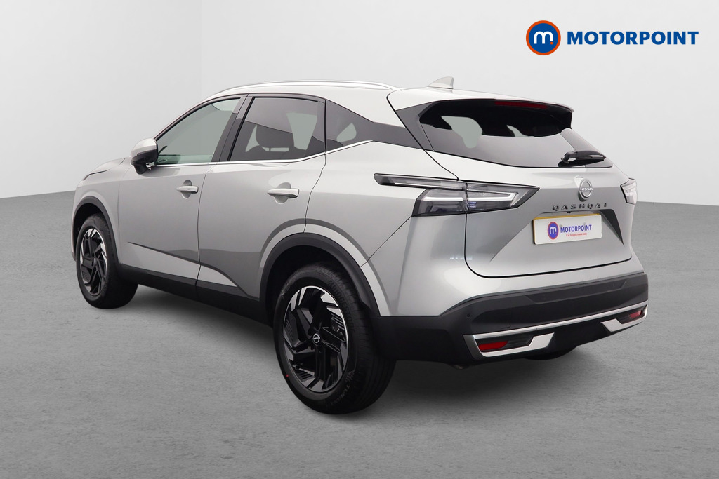 Nissan Qashqai N-Connecta Automatic Petrol SUV - Stock Number (1569468) - Passenger side rear corner