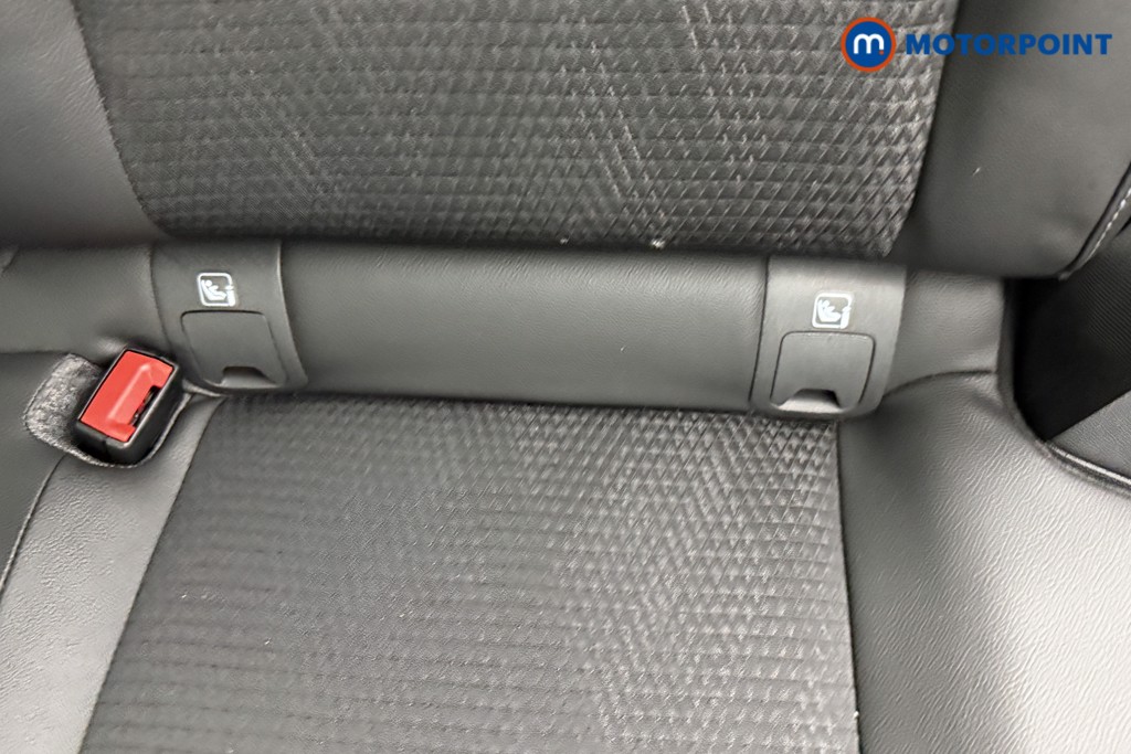 Nissan Qashqai N-Connecta Automatic Petrol SUV - Stock Number (1569469) - 24th supplementary image