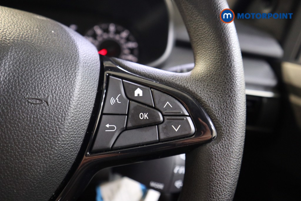Dacia Sandero Essential Manual Petrol Hatchback - Stock Number (1569685) - 5th supplementary image