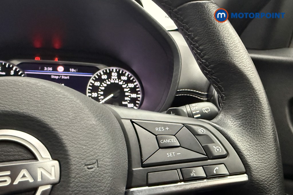 Nissan Juke N-Connecta Automatic Petrol SUV - Stock Number (1569828) - 14th supplementary image