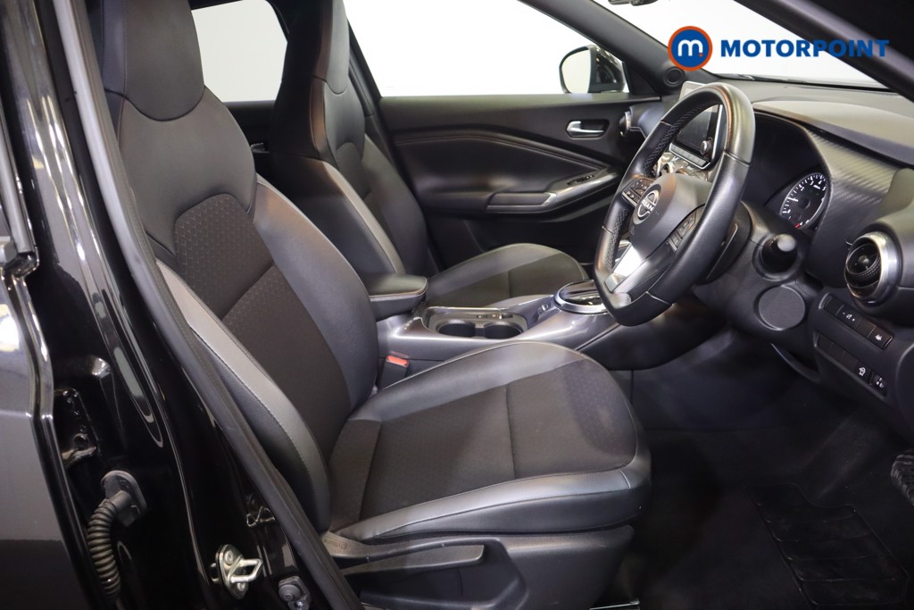 Nissan Juke N-Connecta Automatic Petrol SUV - Stock Number (1569836) - 6th supplementary image