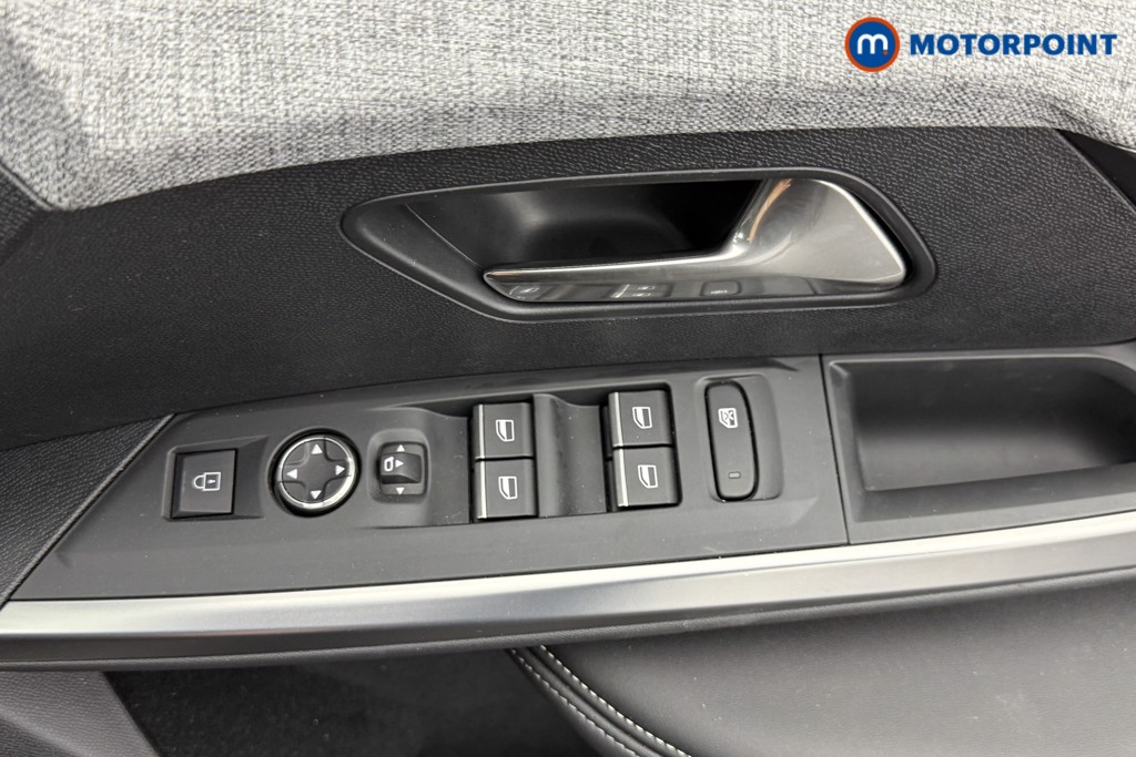 Peugeot 3008 GT Automatic Petrol SUV - Stock Number (1569858) - 17th supplementary image