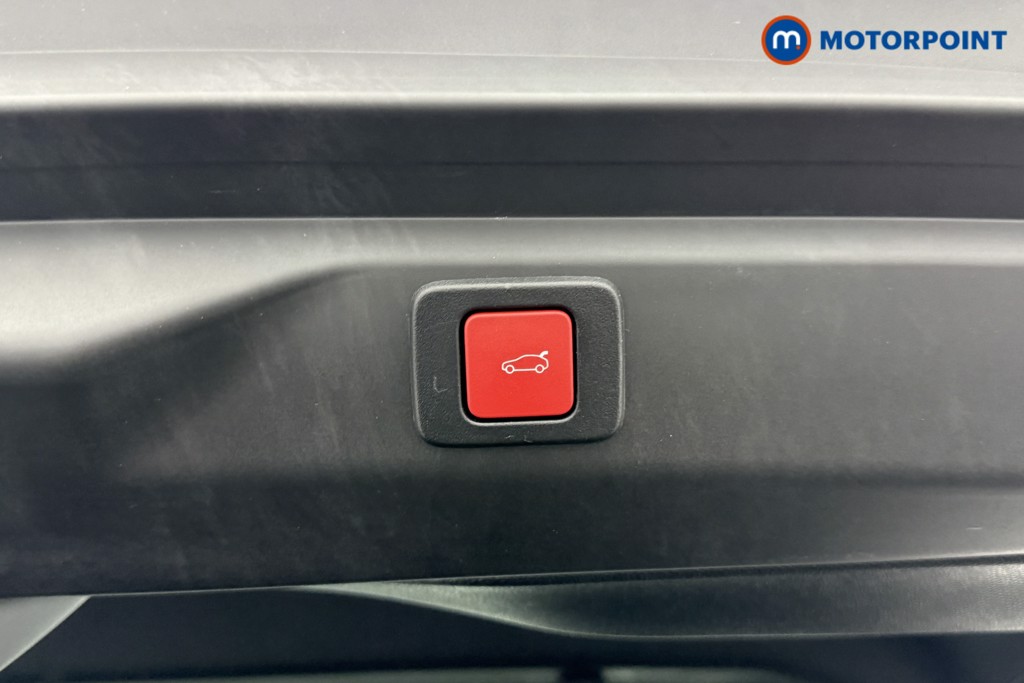 Peugeot 3008 GT Automatic Petrol SUV - Stock Number (1569858) - 22nd supplementary image