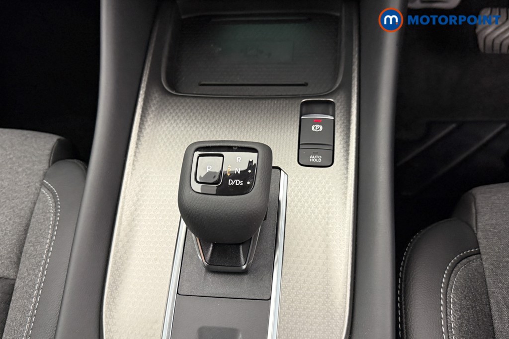 Nissan Qashqai N-Connecta Automatic Petrol SUV - Stock Number (1569870) - 11th supplementary image