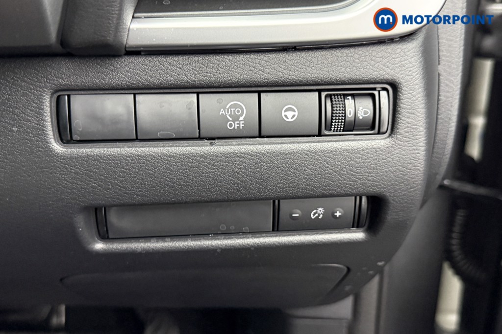 Nissan Qashqai N-Connecta Automatic Petrol SUV - Stock Number (1569870) - 14th supplementary image