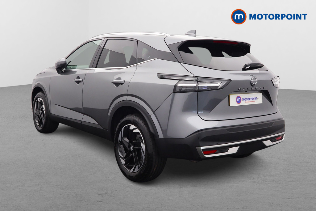Nissan Qashqai N-Connecta Automatic Petrol SUV - Stock Number (1569870) - Passenger side rear corner