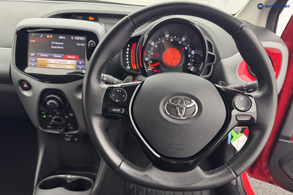 Toyota Aygo X-Play Automatic Petrol Hatchback - Stock Number (1569956) - 1st supplementary image