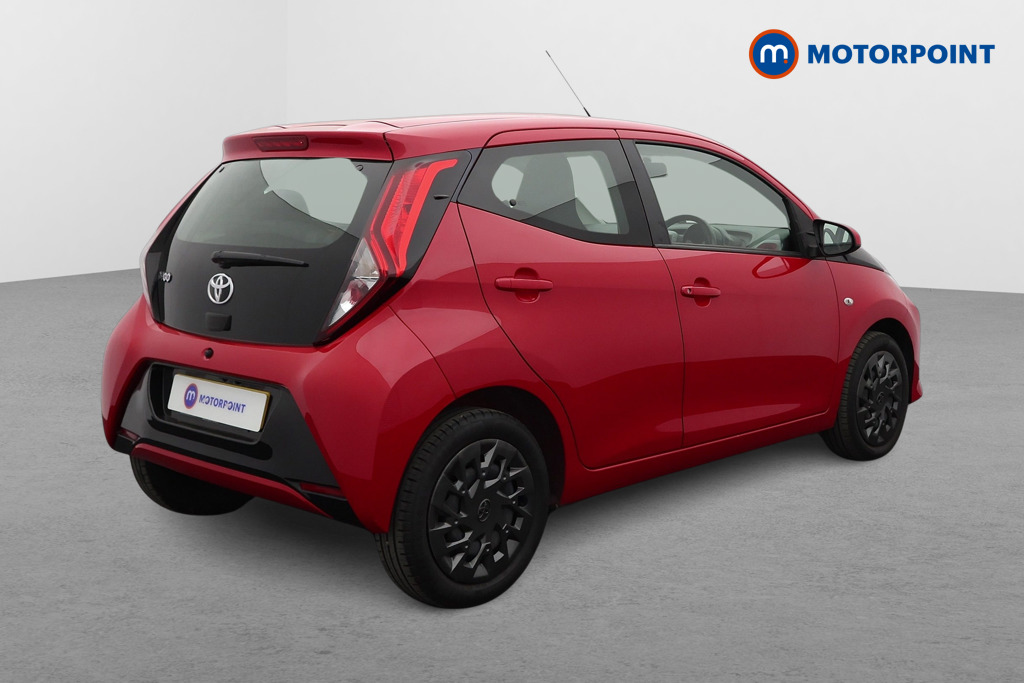 Toyota Aygo X-Play Automatic Petrol Hatchback - Stock Number (1569956) - Drivers side rear corner