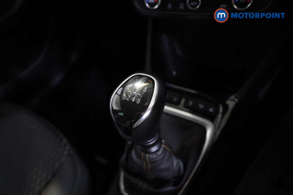 Vauxhall Crossland X Elite Manual Petrol SUV - Stock Number (1570526) - 9th supplementary image