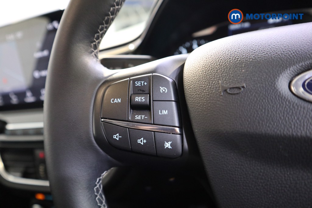 Ford Fiesta Titanium Manual Petrol Hatchback - Stock Number (1570599) - 4th supplementary image