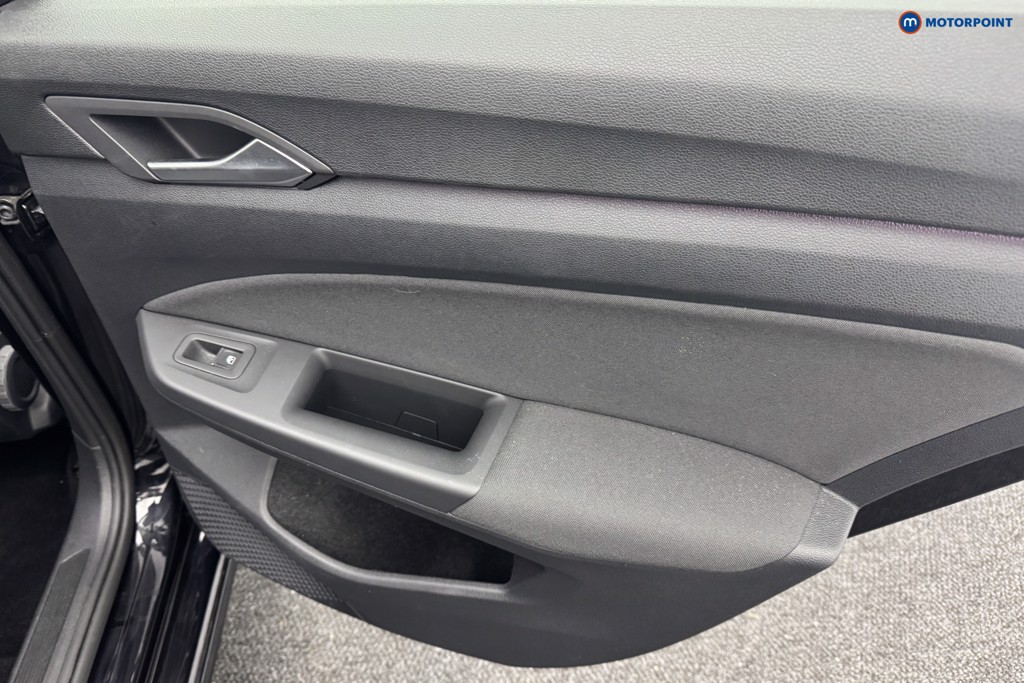 Volkswagen Golf Life Automatic Petrol Hatchback - Stock Number (1570845) - 25th supplementary image