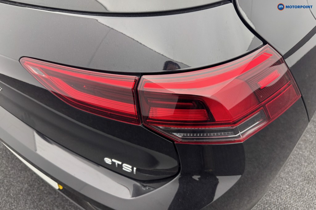 Volkswagen Golf Life Automatic Petrol Hatchback - Stock Number (1570845) - 32nd supplementary image