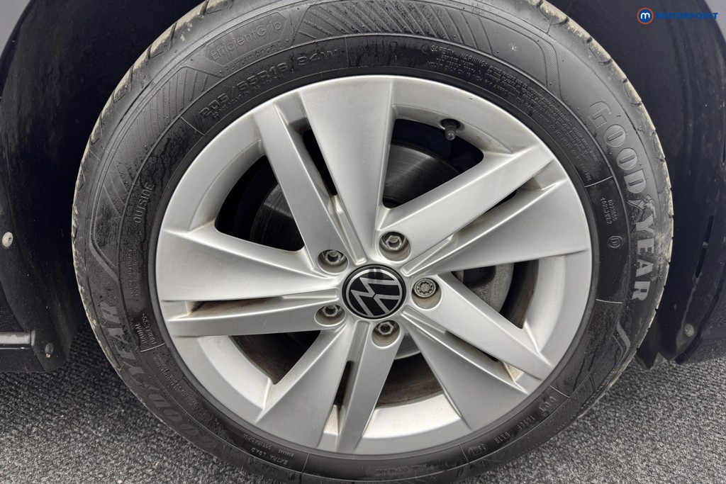 Volkswagen Golf Life Automatic Petrol Hatchback - Stock Number (1570845) - 36th supplementary image