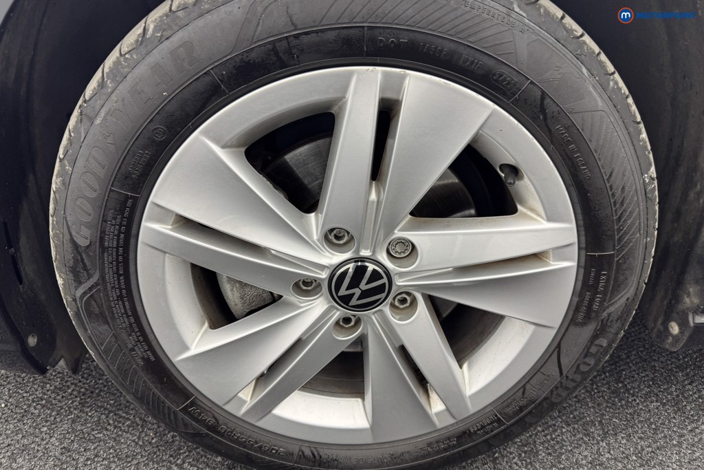 Volkswagen Golf Life Automatic Petrol Hatchback - Stock Number (1570845) - 37th supplementary image