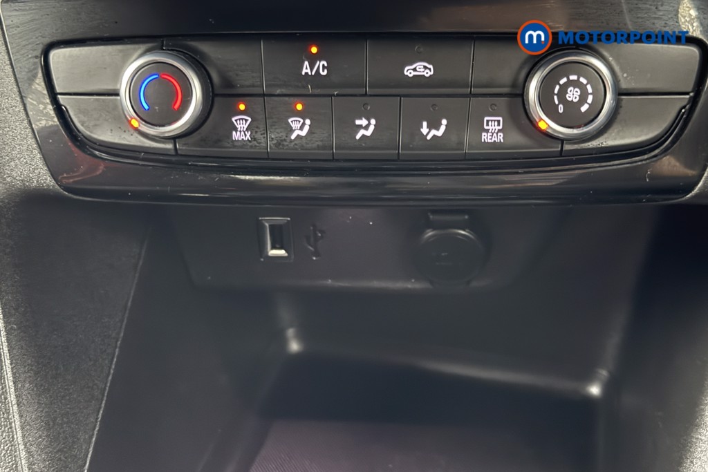 Vauxhall Corsa SRI Manual Petrol Hatchback - Stock Number (1571016) - 8th supplementary image