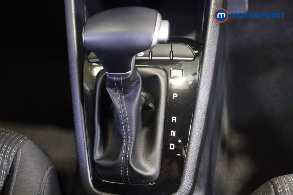 KIA Stonic 2 Automatic Petrol SUV - Stock Number (1571361) - 5th supplementary image