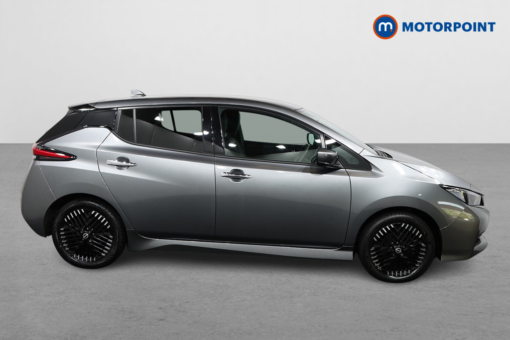Nissan Leaf N-Connecta Automatic Electric Hatchback - Stock Number (1571375) - Drivers side
