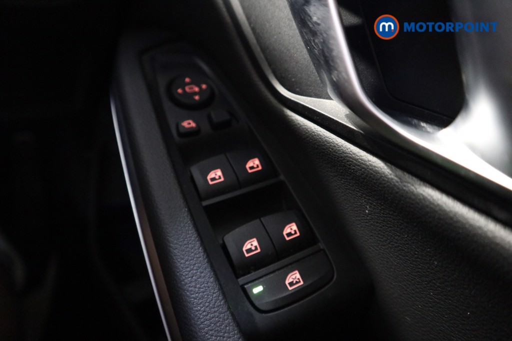 BMW 3 Series M Sport Automatic Petrol Plug-In Hybrid Saloon - Stock Number (1571833) - 6th supplementary image