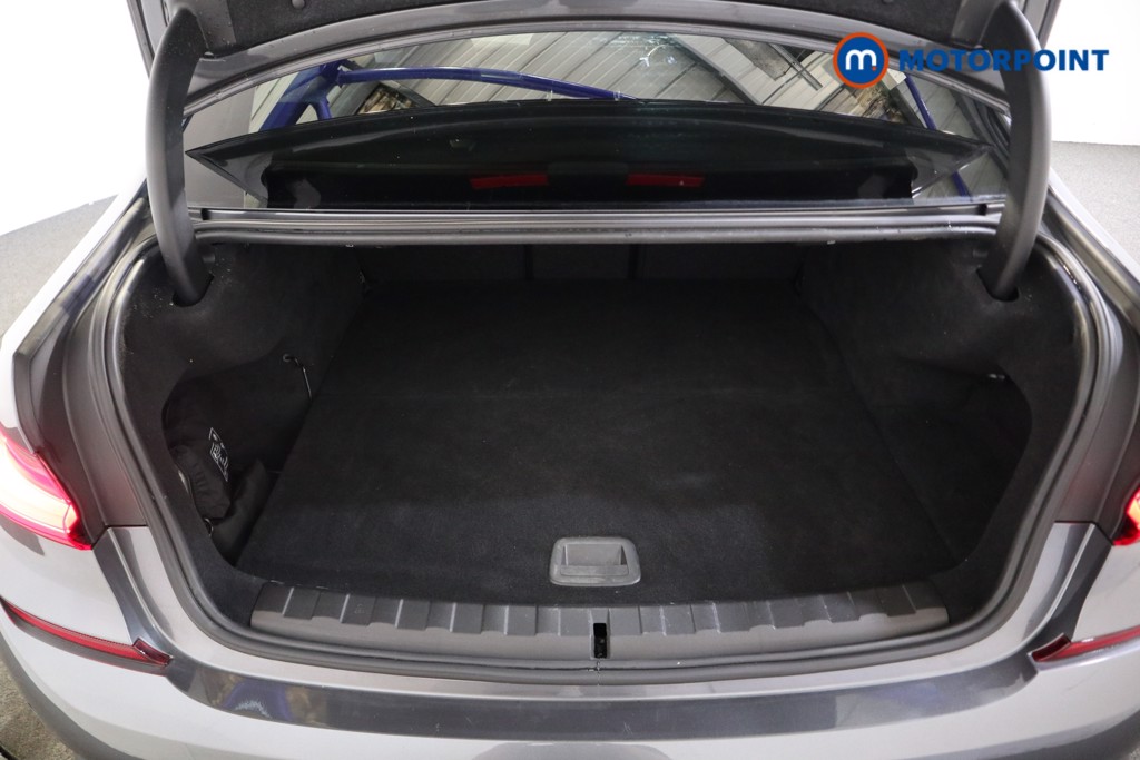 BMW 3 Series M Sport Automatic Petrol Plug-In Hybrid Saloon - Stock Number (1571833) - 11th supplementary image
