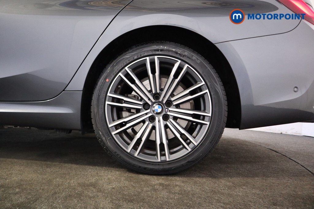 BMW 3 Series M Sport Automatic Petrol Plug-In Hybrid Saloon - Stock Number (1571833) - 15th supplementary image