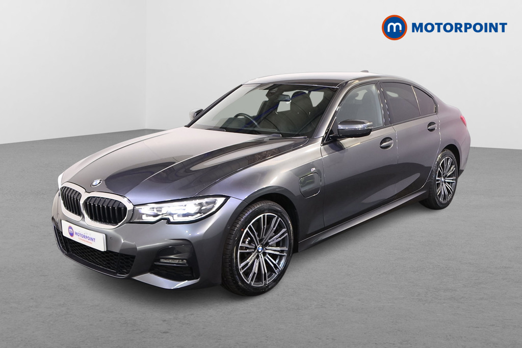 BMW 3 Series M Sport Automatic Petrol Plug-In Hybrid Saloon - Stock Number (1571833) - Passenger side front corner