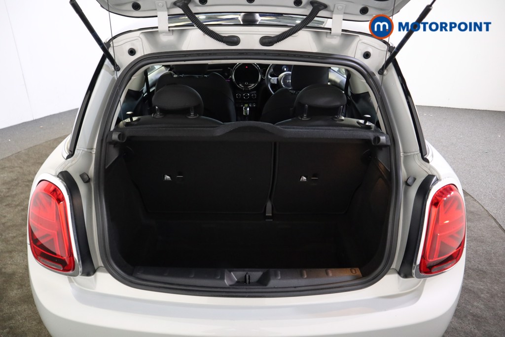 Mini Hatchback Cooper S Level 1 Automatic Electric Hatchback - Stock Number (1571948) - 12th supplementary image
