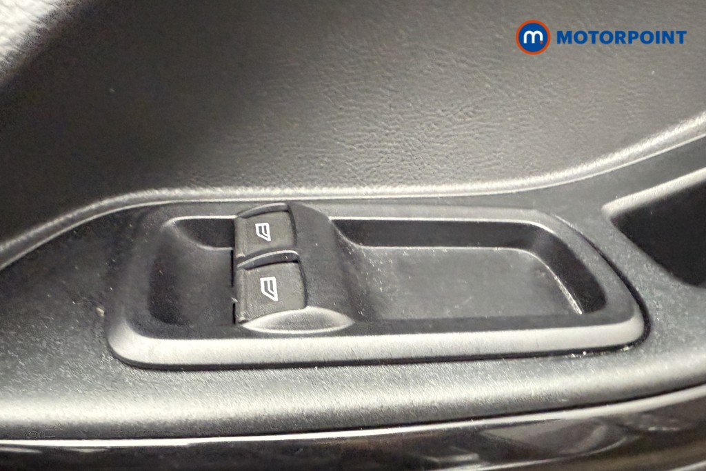 Ford Ka-Plus Studio Manual Petrol Hatchback - Stock Number (1571969) - 12th supplementary image