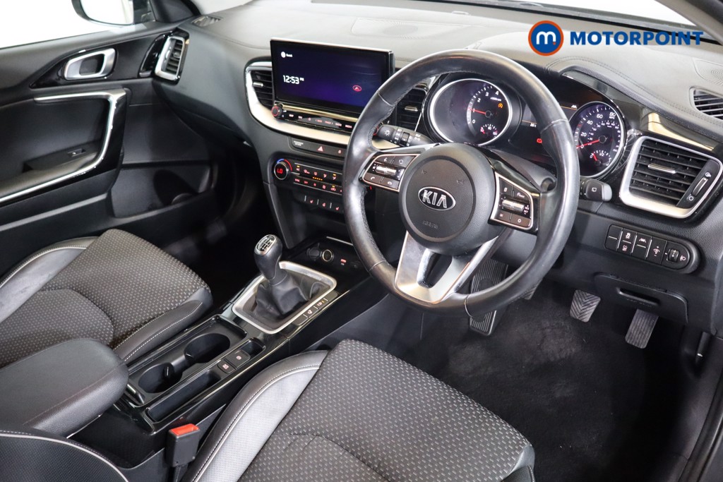 KIA Xceed 3 Manual Petrol Hatchback - Stock Number (1572231) - 1st supplementary image