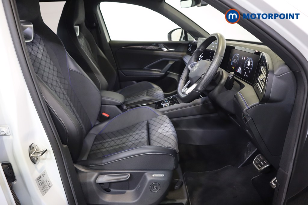 Volkswagen Tiguan R-Line Automatic Petrol SUV - Stock Number (1572504) - 4th supplementary image