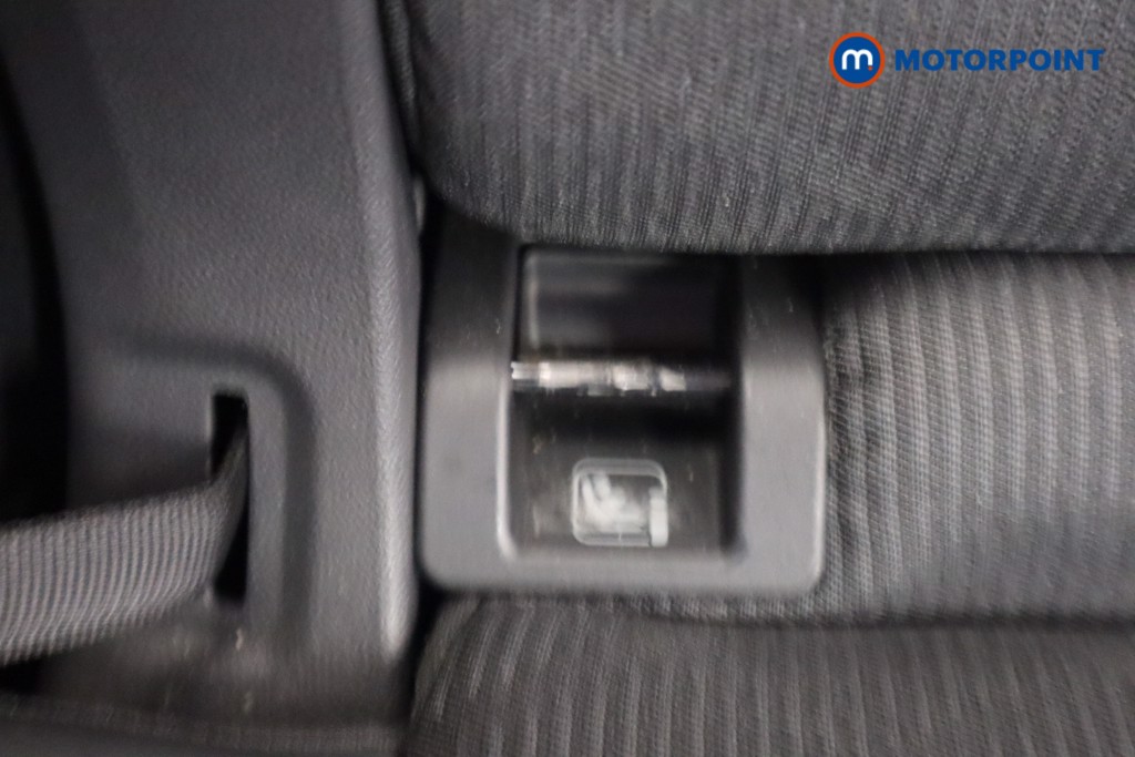 Volkswagen Tiguan R-Line Automatic Petrol SUV - Stock Number (1572504) - 25th supplementary image
