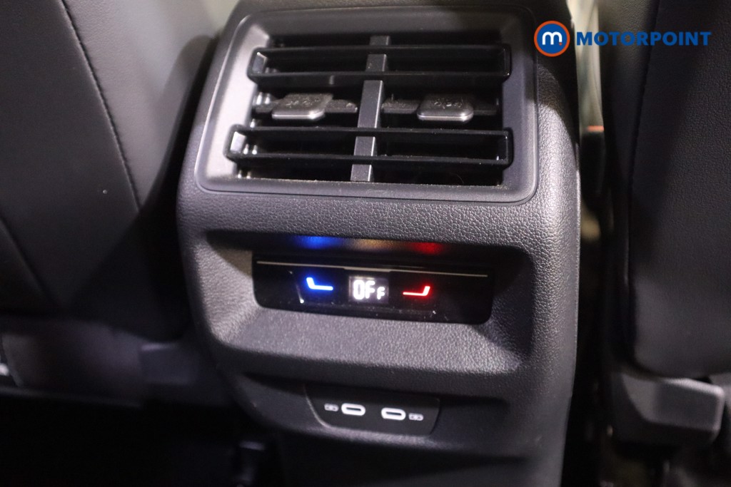 Volkswagen Tiguan R-Line Automatic Petrol SUV - Stock Number (1572504) - 27th supplementary image