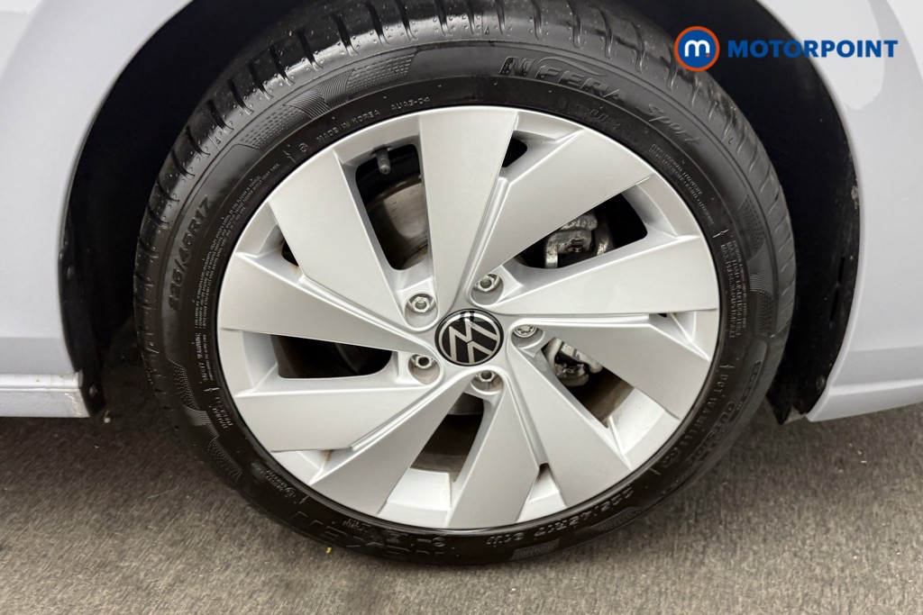 Volkswagen Golf Life Automatic Petrol Estate - Stock Number (1572516) - 19th supplementary image