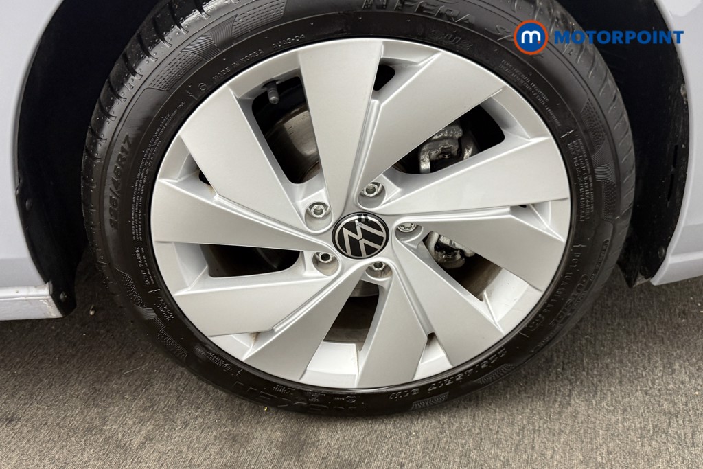 Volkswagen Golf Life Automatic Petrol Estate - Stock Number (1572516) - 22nd supplementary image