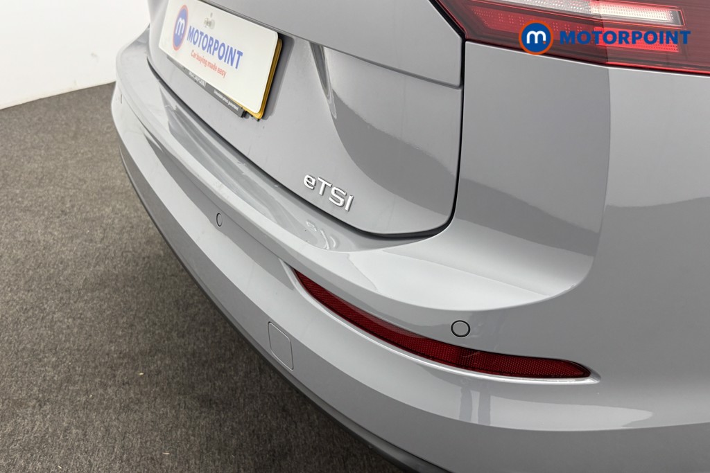 Volkswagen Golf Life Automatic Petrol Estate - Stock Number (1572516) - 26th supplementary image