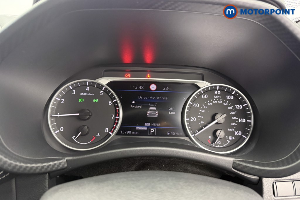 Nissan Juke N-Connecta Automatic Petrol SUV - Stock Number (1572647) - 5th supplementary image