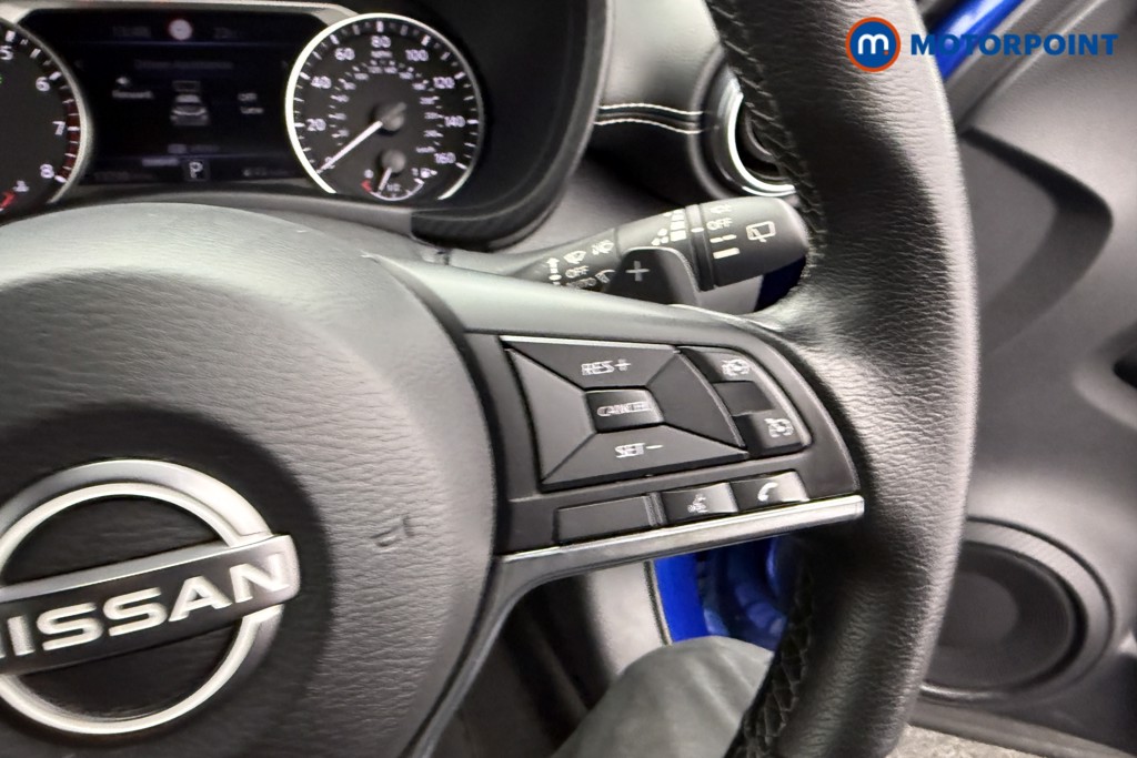 Nissan Juke N-Connecta Automatic Petrol SUV - Stock Number (1572647) - 14th supplementary image