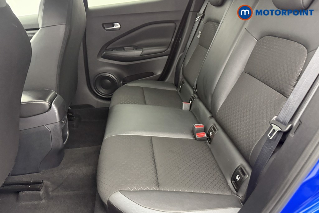 Nissan Juke N-Connecta Automatic Petrol SUV - Stock Number (1572647) - 23rd supplementary image